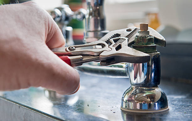 Best Water damage restoration experts  in Salyersville, KY